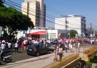 MFC Santo Antonio da Platina: Passeata Outubro Rosa