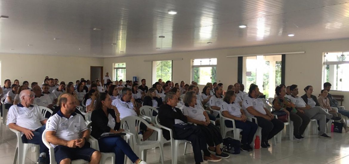 MFC Santo Antonio da Platina: Formação para Coordenadores de Equipes de Base